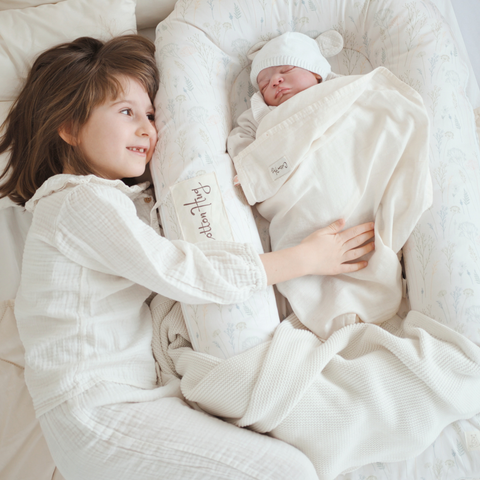 Гнездата Cotton Hug